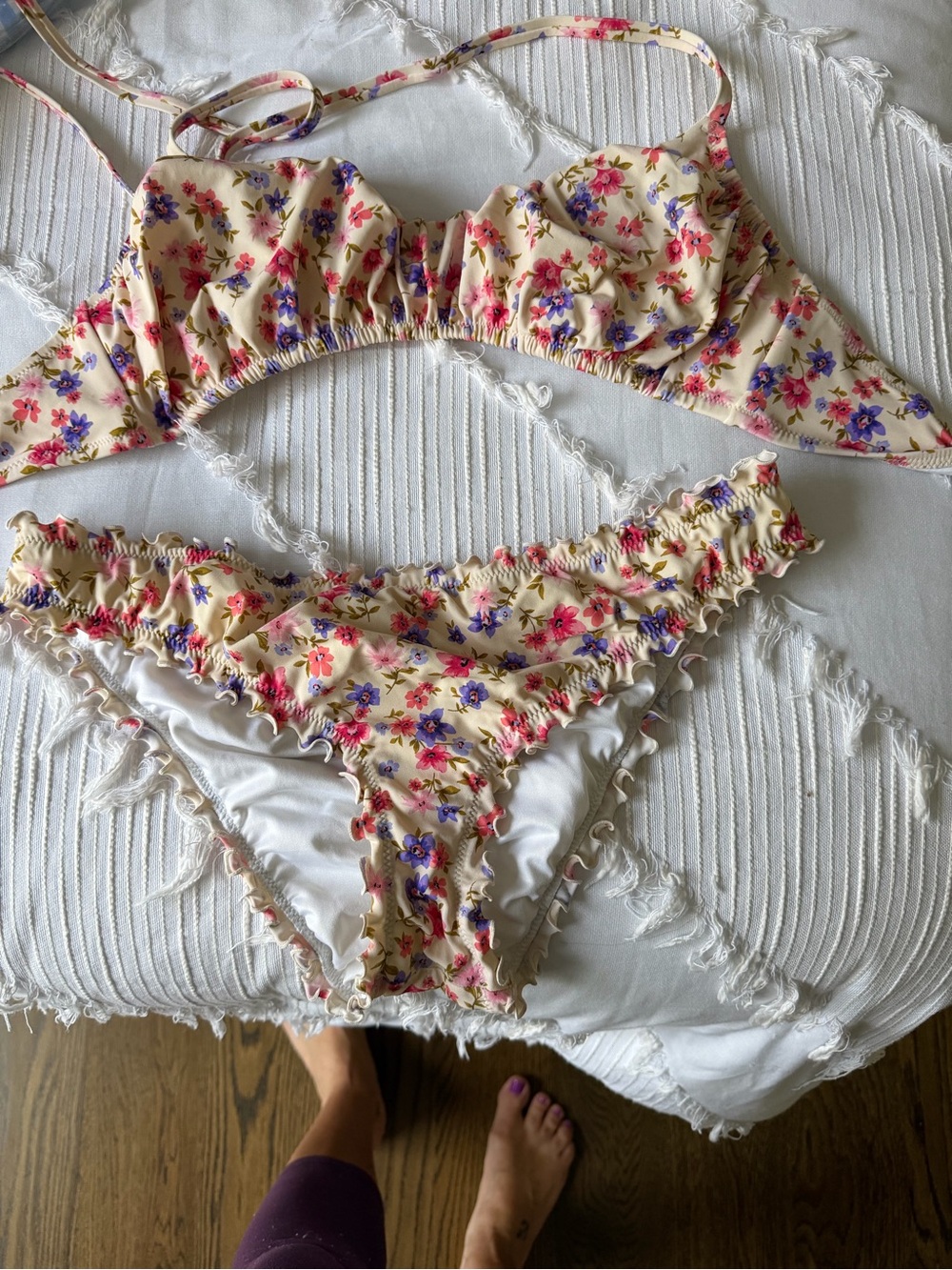 Shade & Shore Cream Floral Ruffle Bikini Set